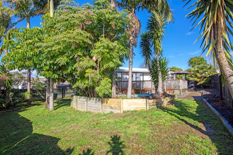 2/26 Vincent Street, Howick, Auckland - Carousel 2