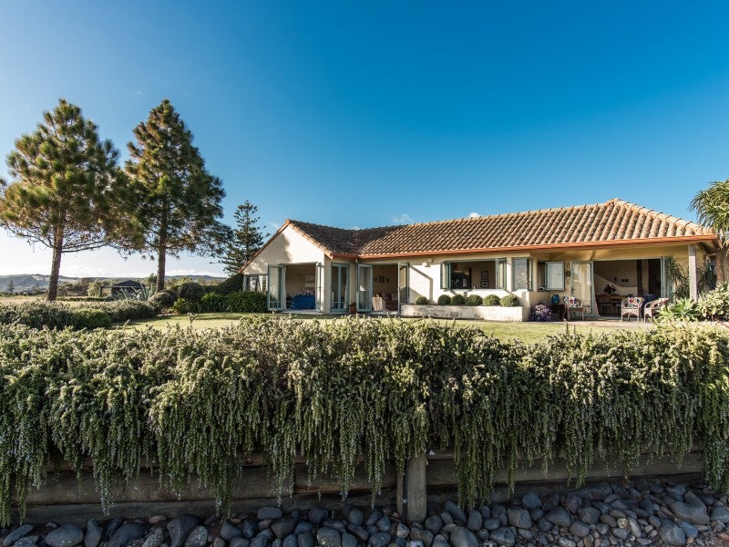 148 Clifton Road, Haumoana - Carousel 24