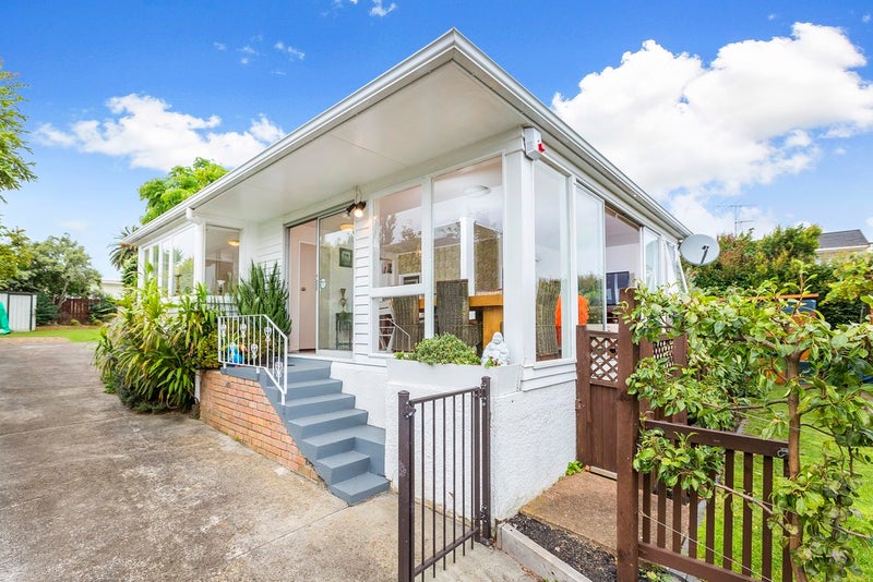 9B Takitimu Street, Orakei, Auckland - Carousel 2