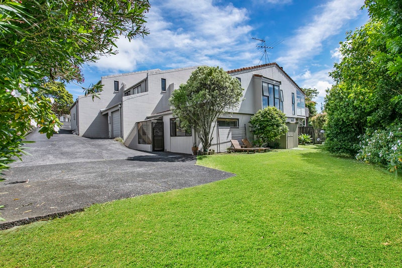 3/24 College Road, St Johns, Auckland - Carousel 1