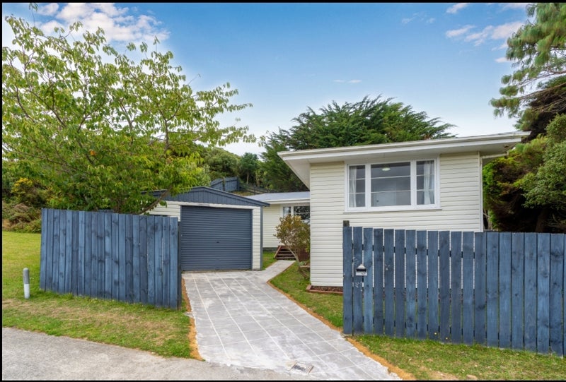 38 Tobago Crescent, Grenada North, Wellington - Carousel 1