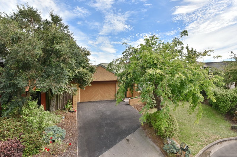 23 Derenzy Place, Avonhead, Christchurch - Carousel 21