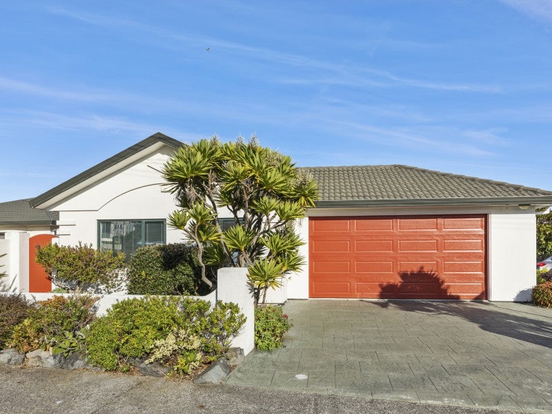 3 Mabey Road, Avalon, Lower Hutt - Carousel 1