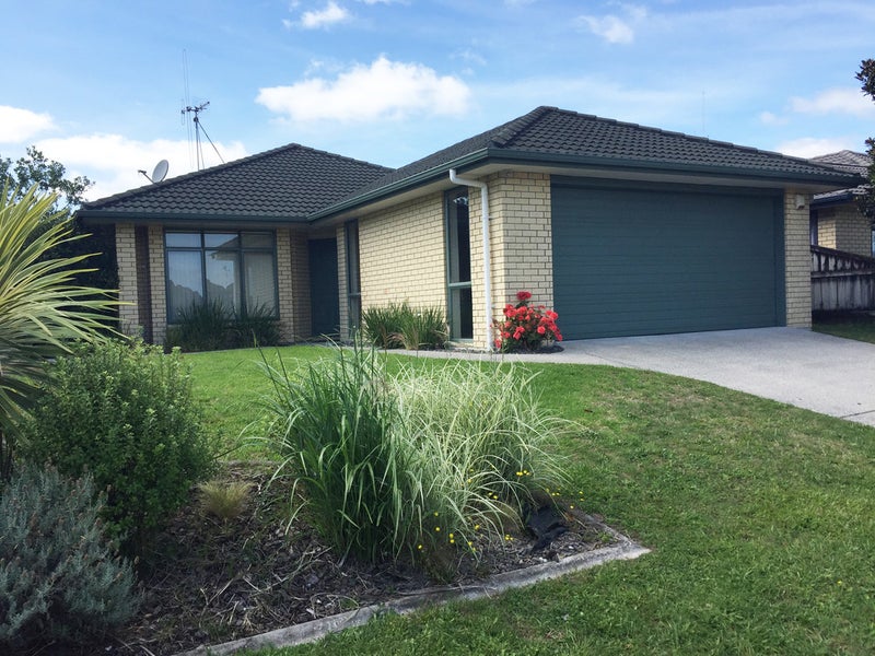 14 Earlswood Avenue, Hamilton East, Hamilton - Carousel 9