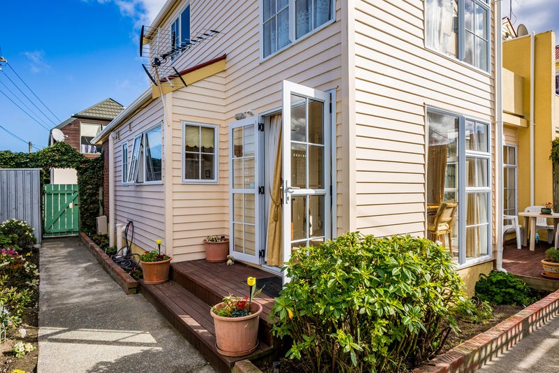 26B Hobart Street, Miramar, Wellington - Carousel 16