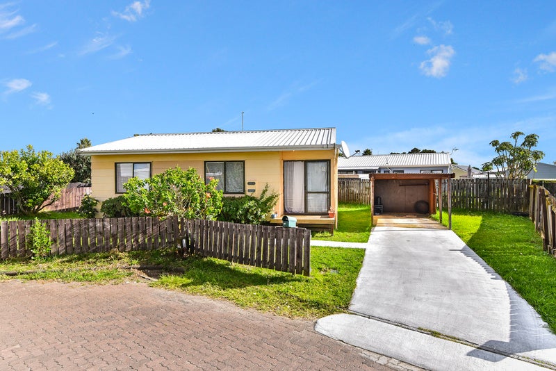 1/10 Hatherley Place, Clendon Park, Auckland - Carousel 1