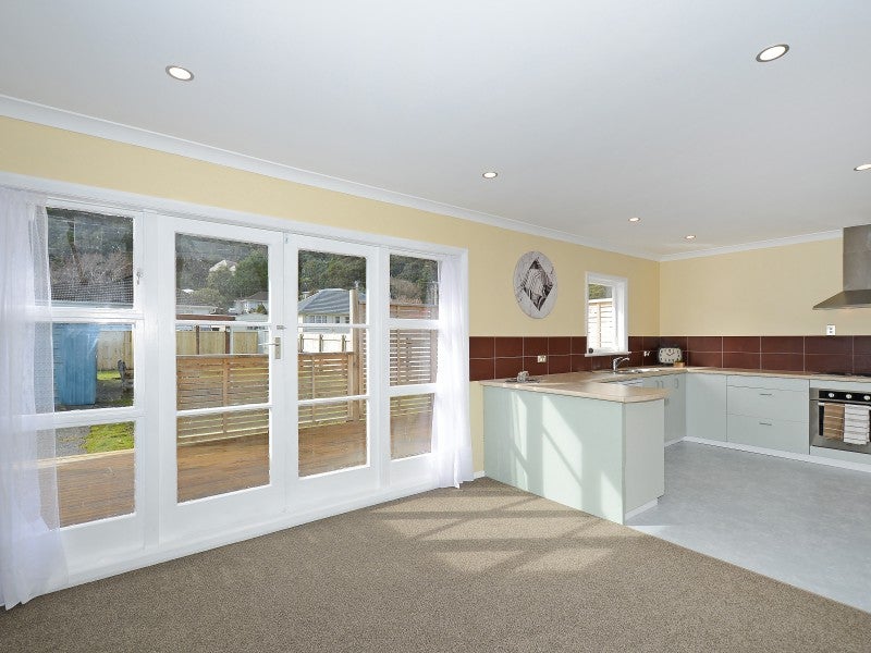 42 Bull Avenue, Wainuiomata, Lower Hutt - Carousel 2