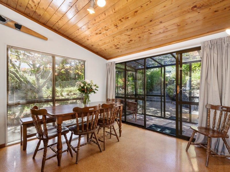 35 Boojum Dell, Kinloch, Taupō - Carousel 2