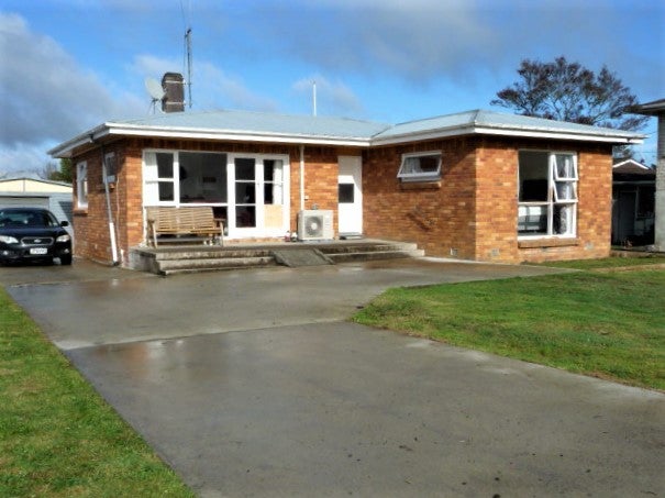 100 Arapuni Street, Putaruru - Carousel 1