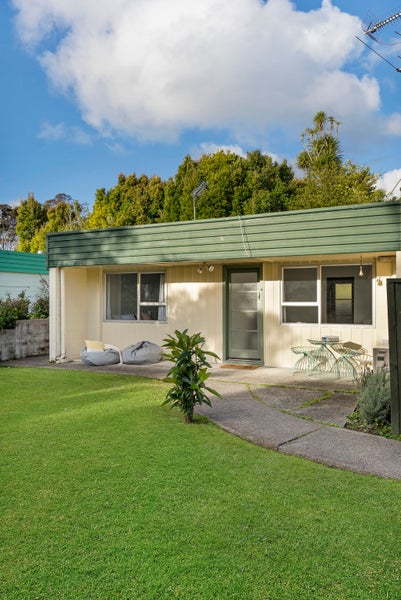 3/17 Cresta Avenue, Beach Haven, Auckland - Carousel 2