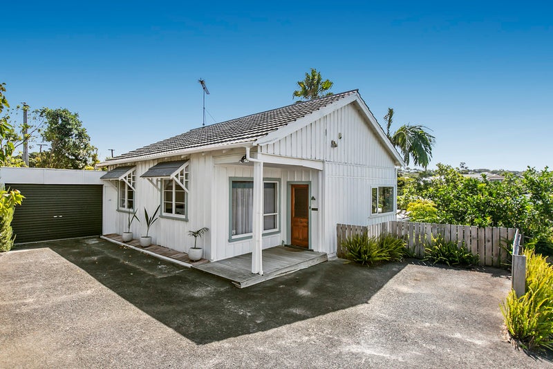 1/70 Selwyn Road, Howick, Auckland - Carousel 2
