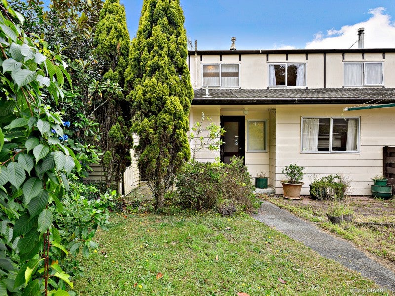 7B Percy Dyett Drive, Karori, Wellington - Carousel 2