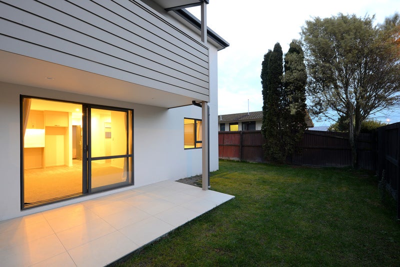 80B Shakespeare Road, Waltham, Christchurch - Carousel 2
