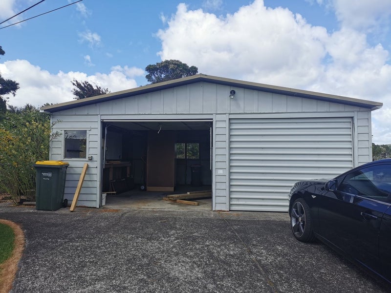 44 Waitakere Road, Waitakere, Auckland - Carousel 7