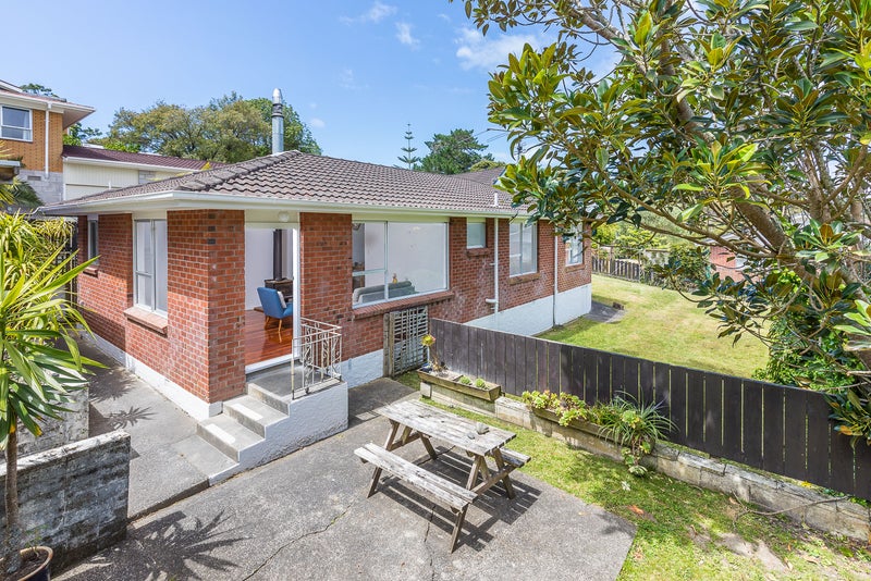 22 Morriggia Place, Bayview, Auckland - Carousel 1