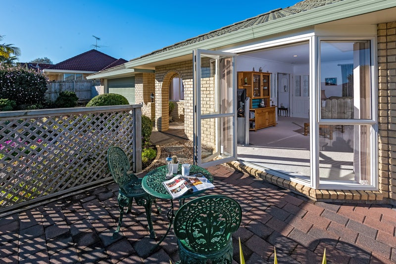 44 Stewart Gibson Place, Manurewa, Auckland - Carousel 2