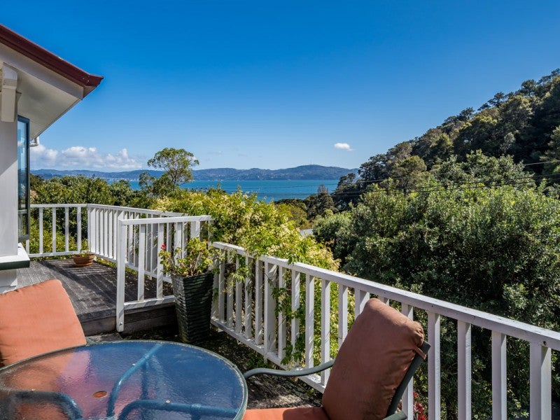 36 Moana Road, Days Bay, Lower Hutt - Carousel 2