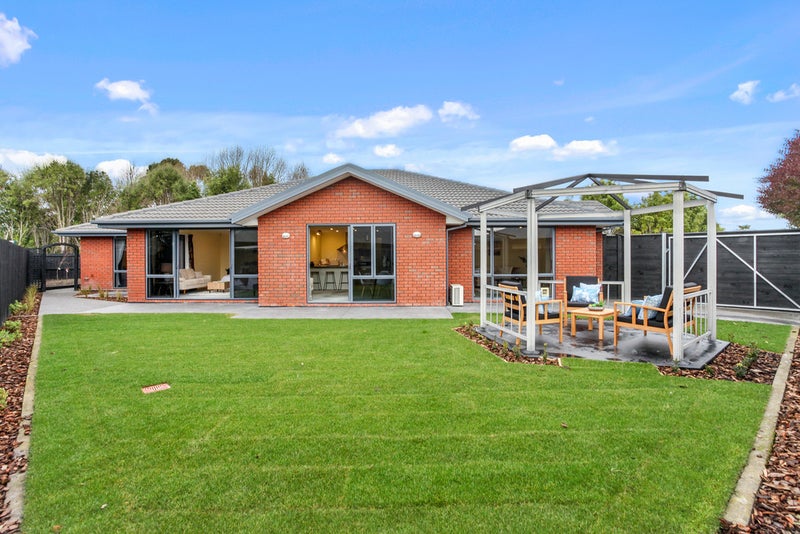 6 Te Pihopa Way, Aidanfield, Christchurch - Carousel 21