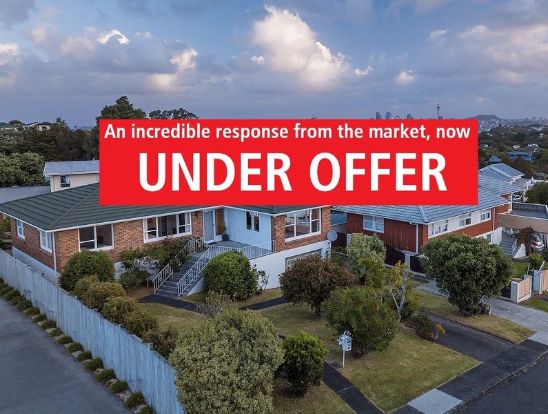14 Dudding Avenue, Northcote, Auckland - Carousel 1
