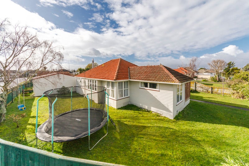 15 Tweed Street, Roslyn, Palmerston North - Carousel 18