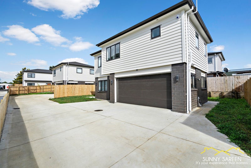 44A Russell Road, Manurewa, Auckland - Carousel 1