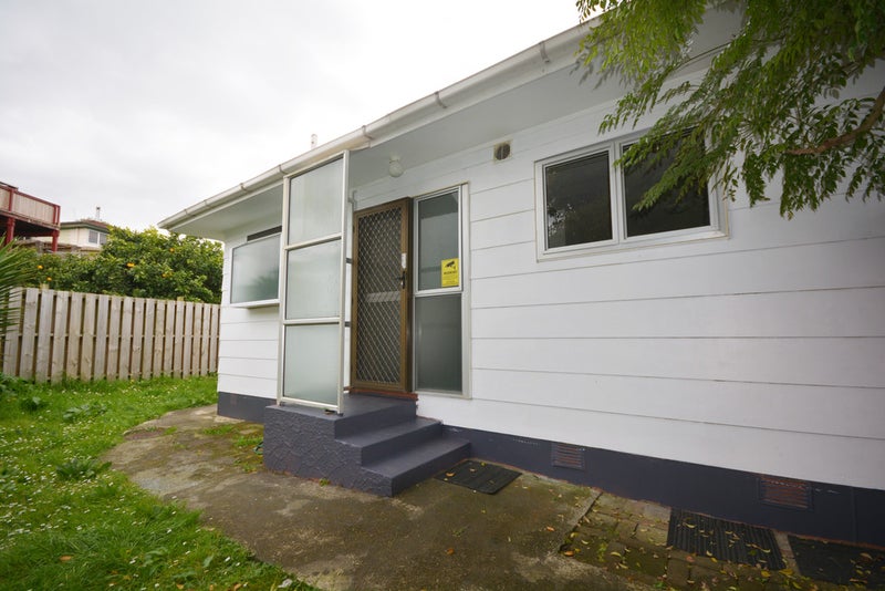 2/9 Slim Place, Clendon Park, Auckland - Carousel 11