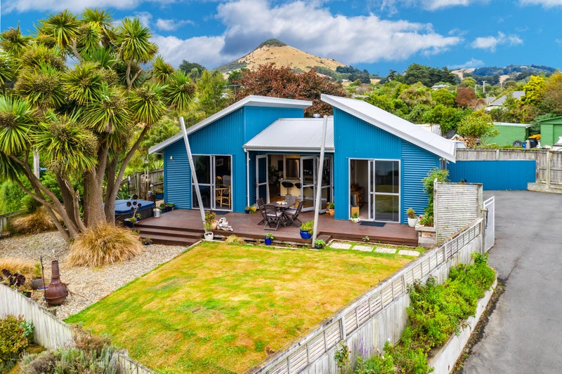 9 Landreth Street, Portobello, Dunedin - Carousel 1