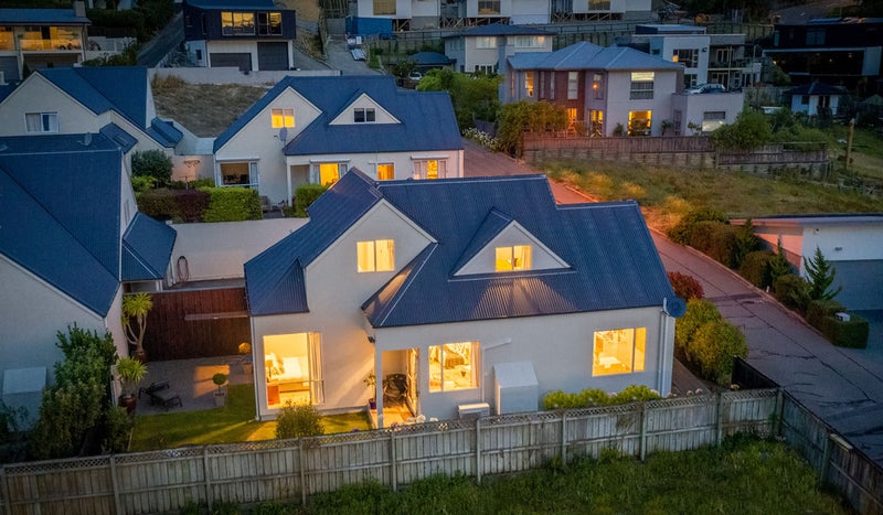 2 Sepia Lane, Huntsbury, Christchurch - Carousel 19