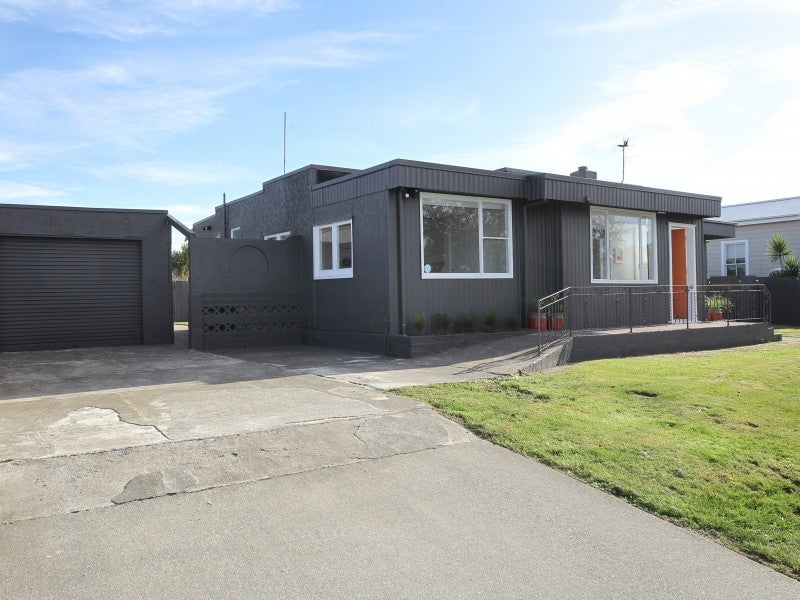 303 Park Road South, Akina, Hastings - Carousel 19