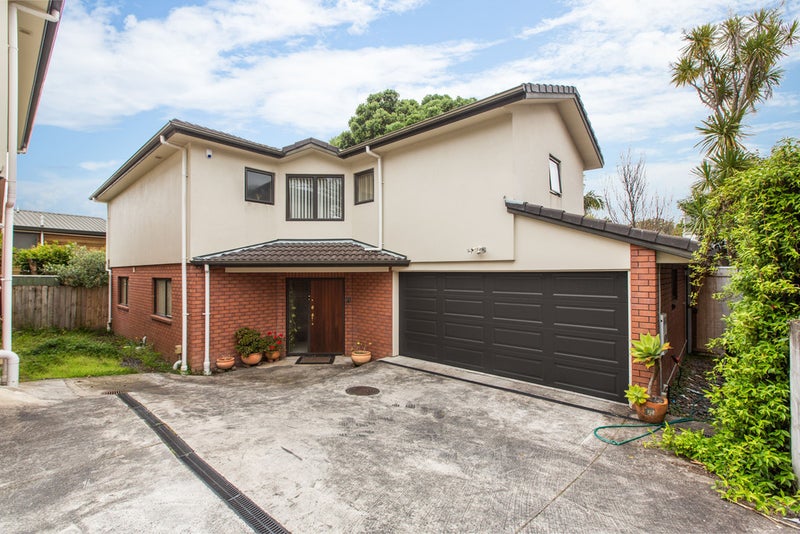 4B Belfast Street, Hillsborough, Auckland - Carousel 1