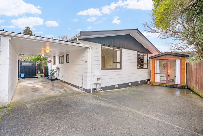 29A Gemstone Drive, Birchville, Upper Hutt - Carousel 2