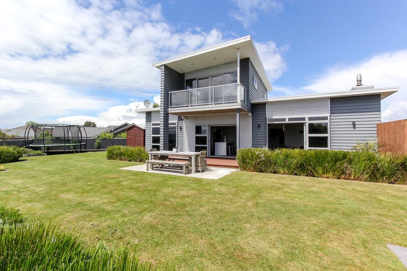 23 Parkvue Drive, Bell Block, New Plymouth - Carousel 1