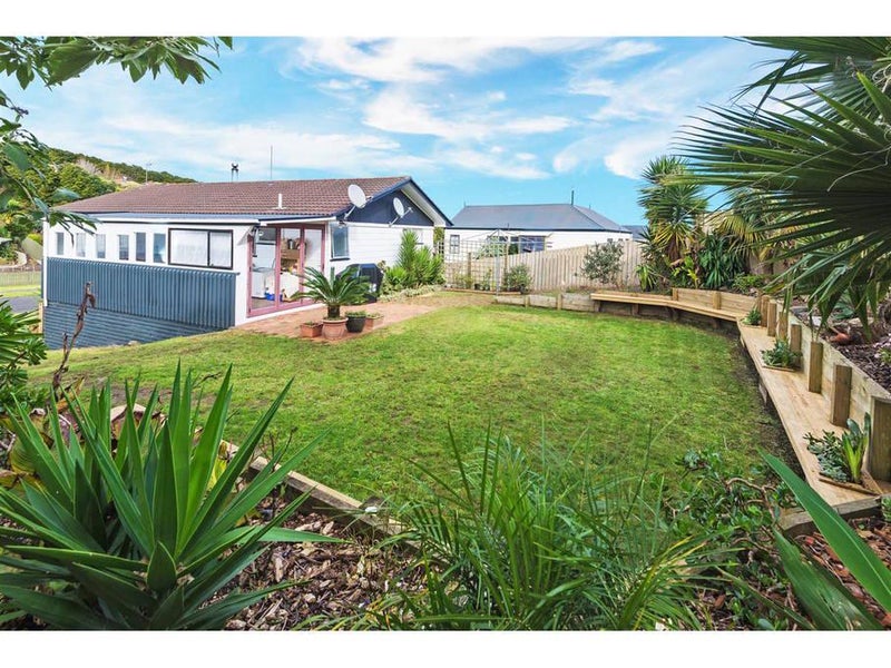 36 Aronia Way, Goodwood Heights, Auckland - Carousel 1