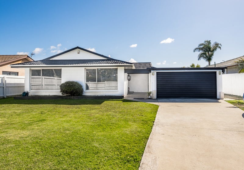 8 Cromdale Avenue, Highland Park, Auckland - Carousel 2