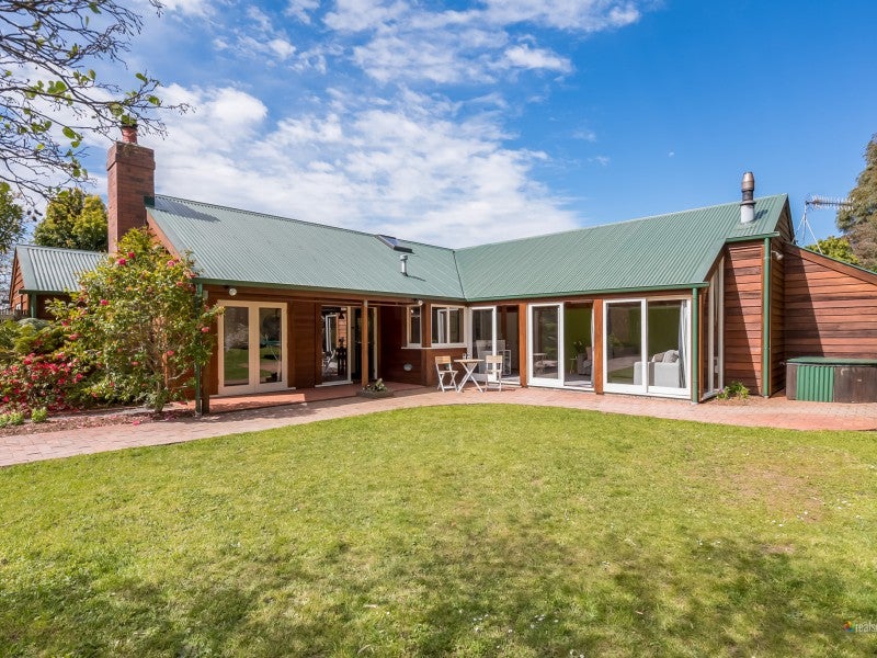 151 Hill Road, Belmont, Lower Hutt - Carousel 1