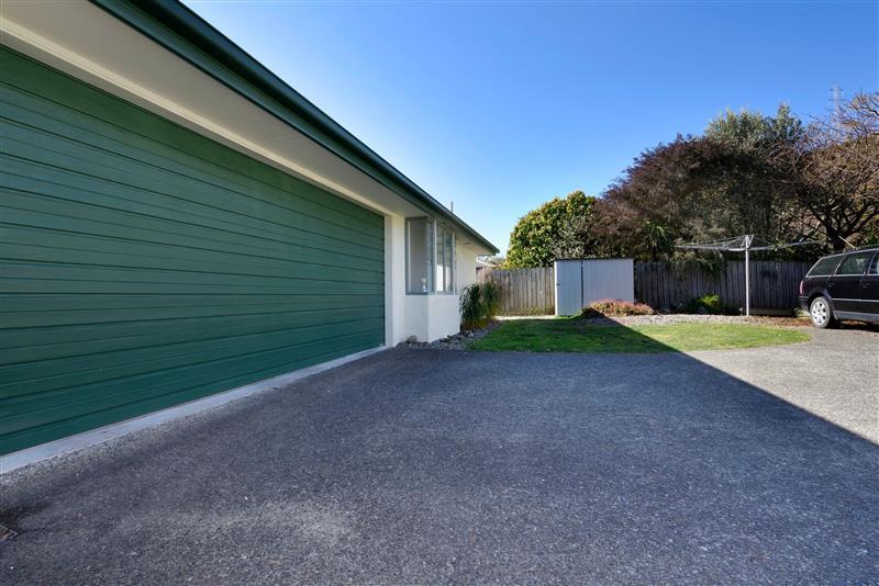 21 Ngawhatu Road, Stoke, Nelson - Carousel 19