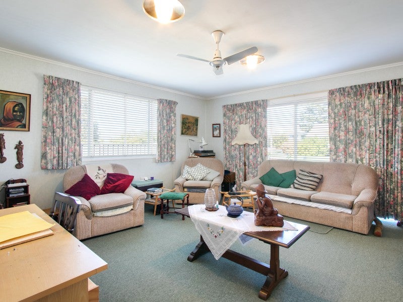 2A Tripoli Street, Onekawa, Napier - Carousel 2