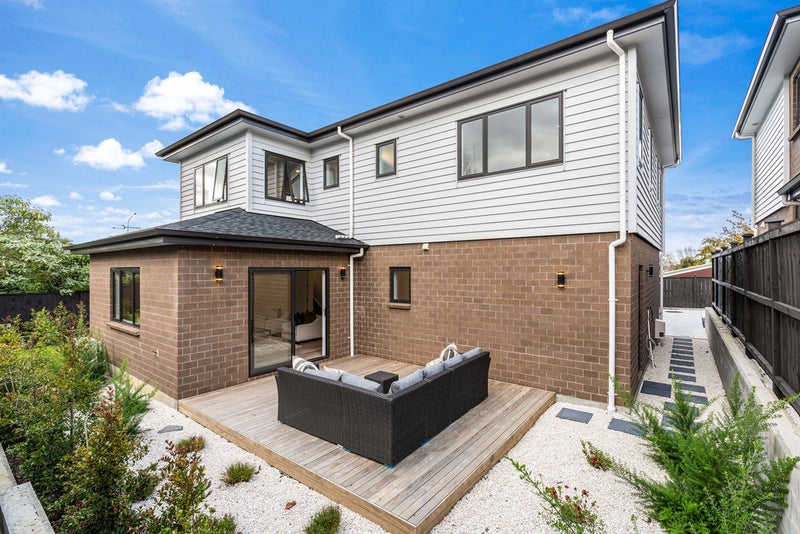 12C Walpole Street, Waltham, Christchurch - Carousel 1