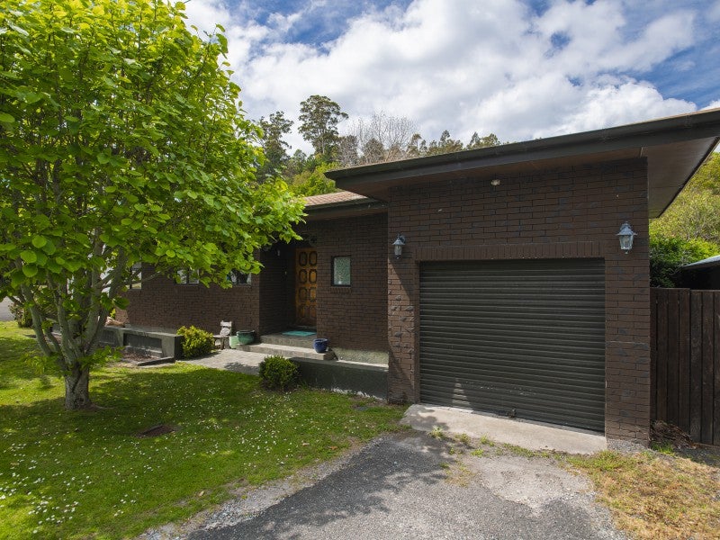 5 Russell Street, Whataupoko, Gisborne - Carousel 1