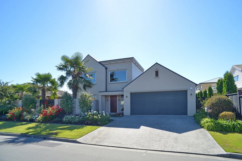 28 Brookfield Drive, Northwood, Christchurch - Carousel 2