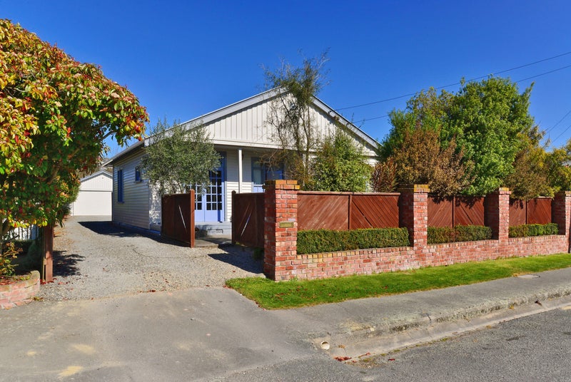 14 Sandwich Road, Beckenham, Christchurch - Carousel 2