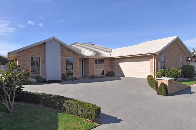 3 Coolspring Way, Redwood, Christchurch - Carousel 1