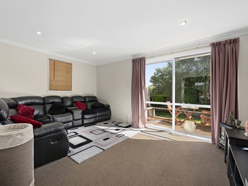 123A Thackeray Street, Trentham, Upper Hutt - Carousel 2