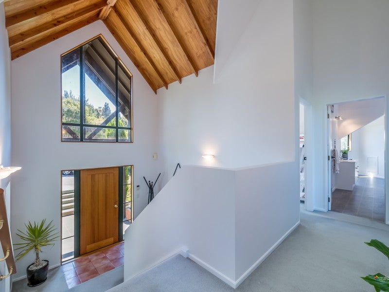 1 Avonlea Grove, Belmont, Lower Hutt - Carousel 2