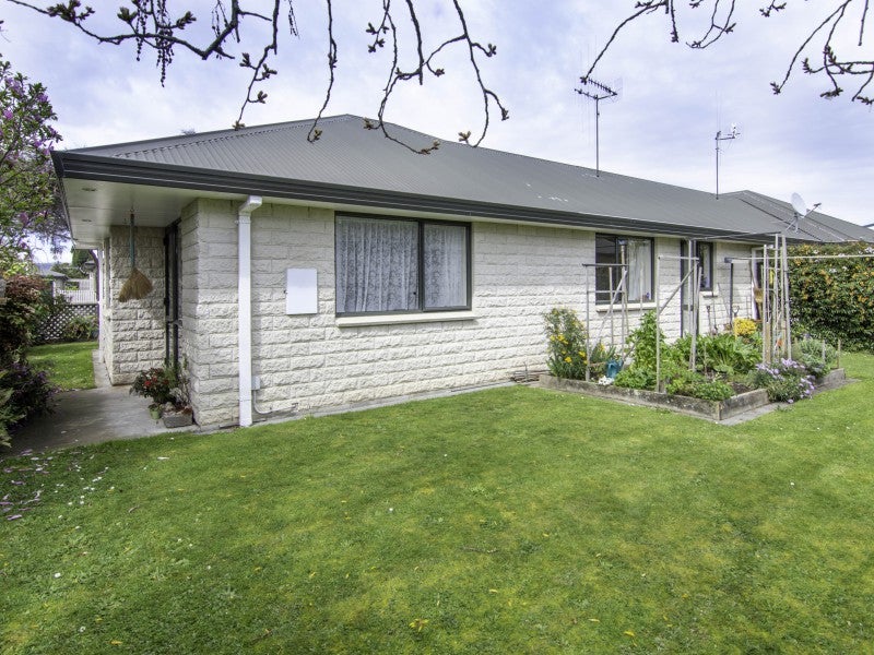 577 Ferguson Street, Terrace End, Palmerston North - Carousel 1
