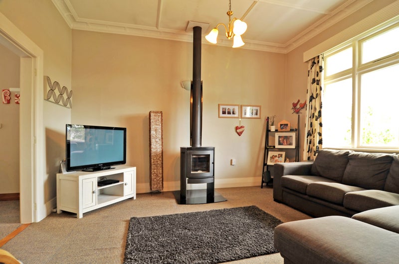 41 Mornington Road, Balaclava, Dunedin - Carousel 2