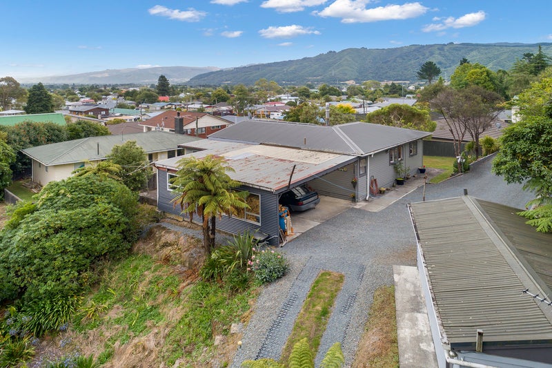 26 Norana Road, Maoribank, Upper Hutt - Carousel 21