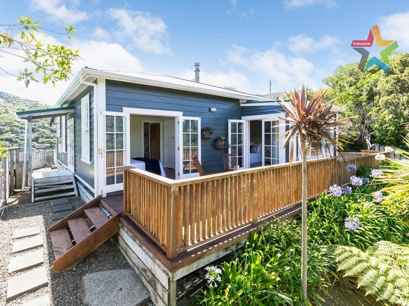 120D Oban Street, Wadestown, Wellington - Carousel 1