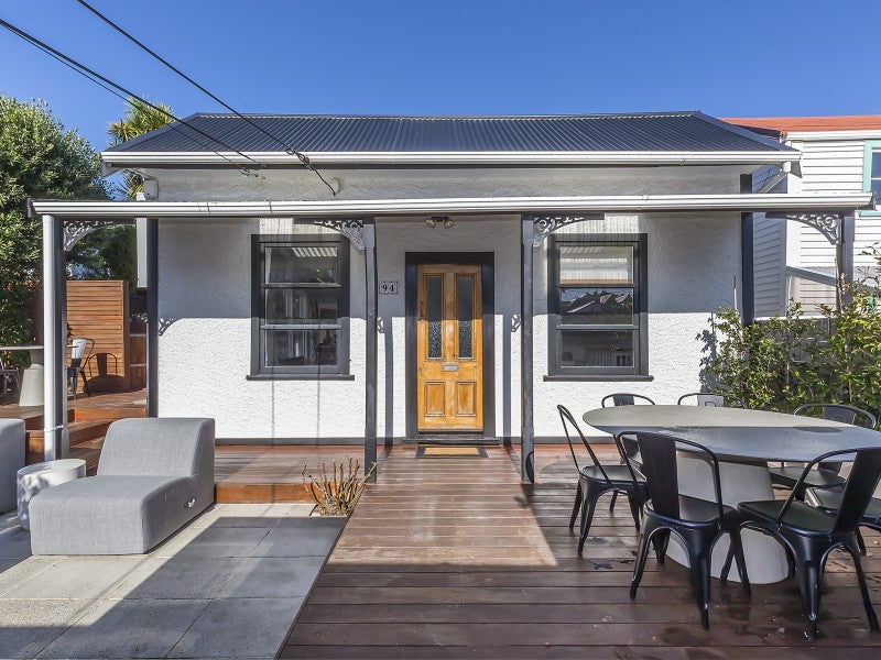 94 Elizabeth Street, Mount Victoria, Wellington - Carousel 1