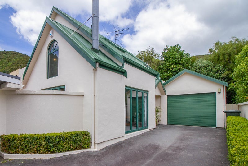 46A Norton Park Avenue, Fairfield, Lower Hutt - Carousel 1